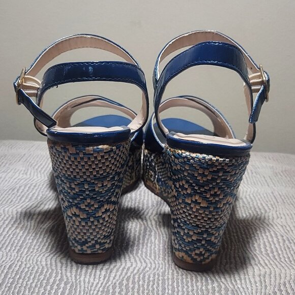CL by Laundry Patent Leather Blue Wedge Heel with woven design Size 6.5M - Picture 4 of 7
